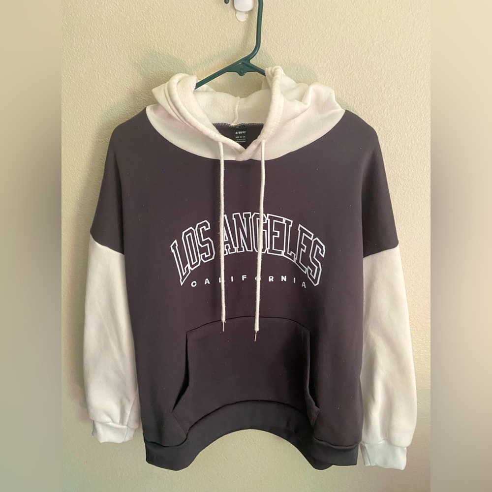 Pullover Hoodie/Sweatshirt